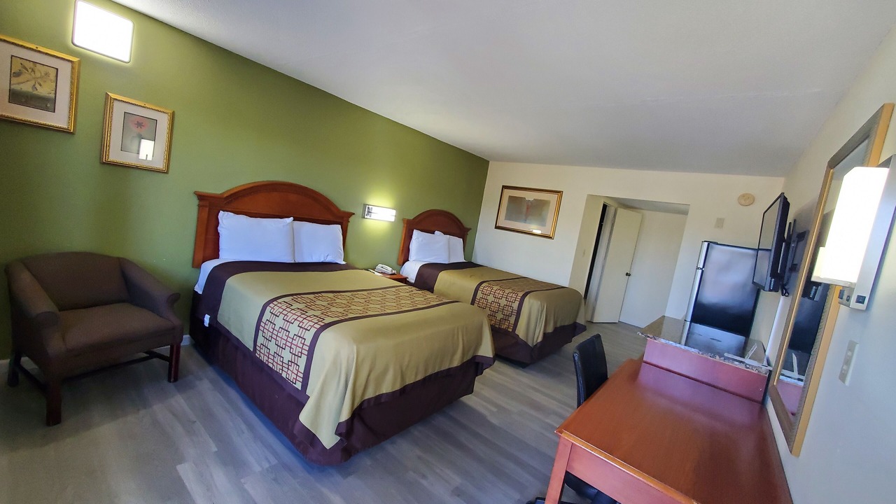 Photo of Others in Madisonville