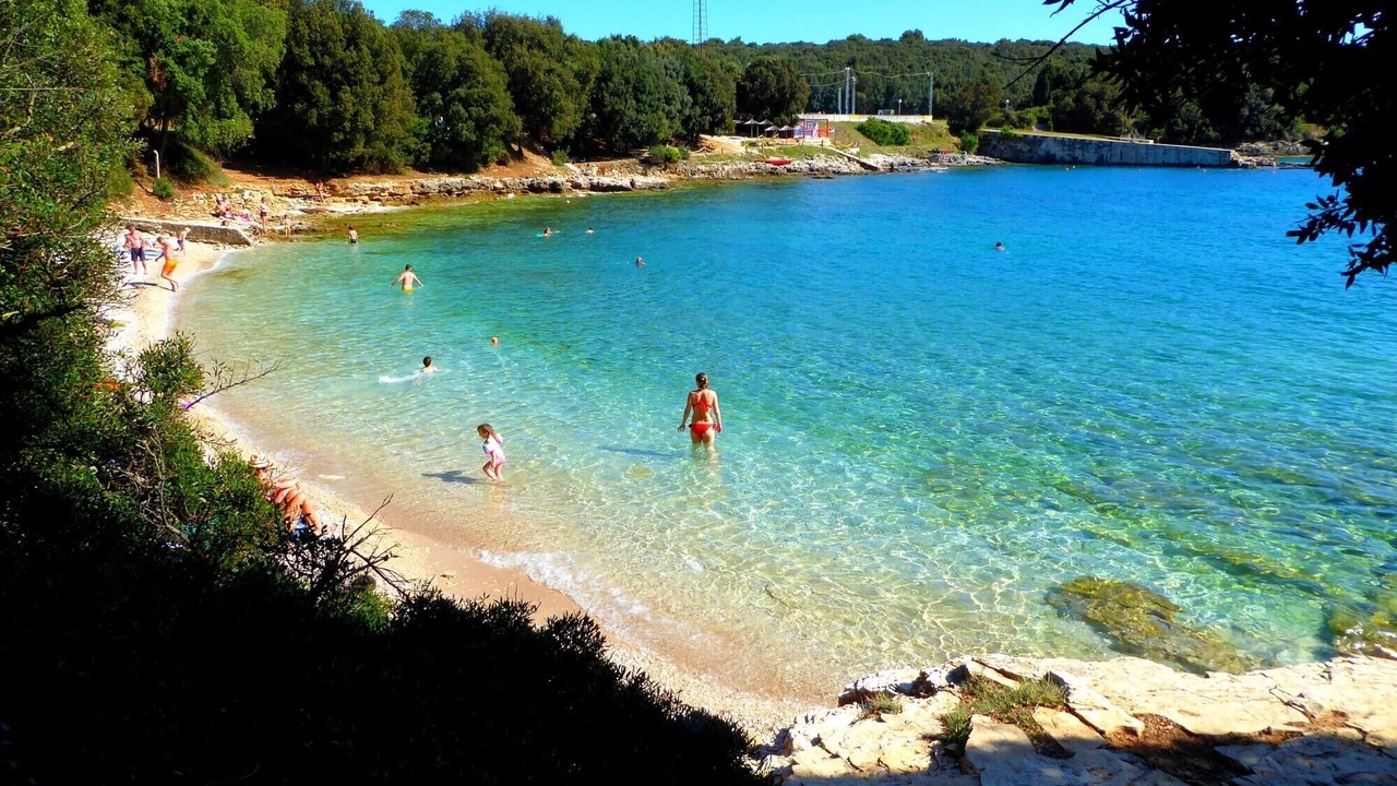 Photo of Others in Pula