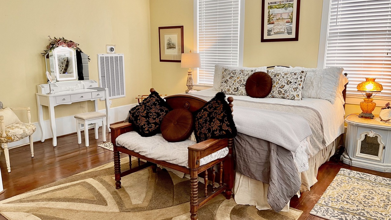 Photo of Livingroom in Montgomery