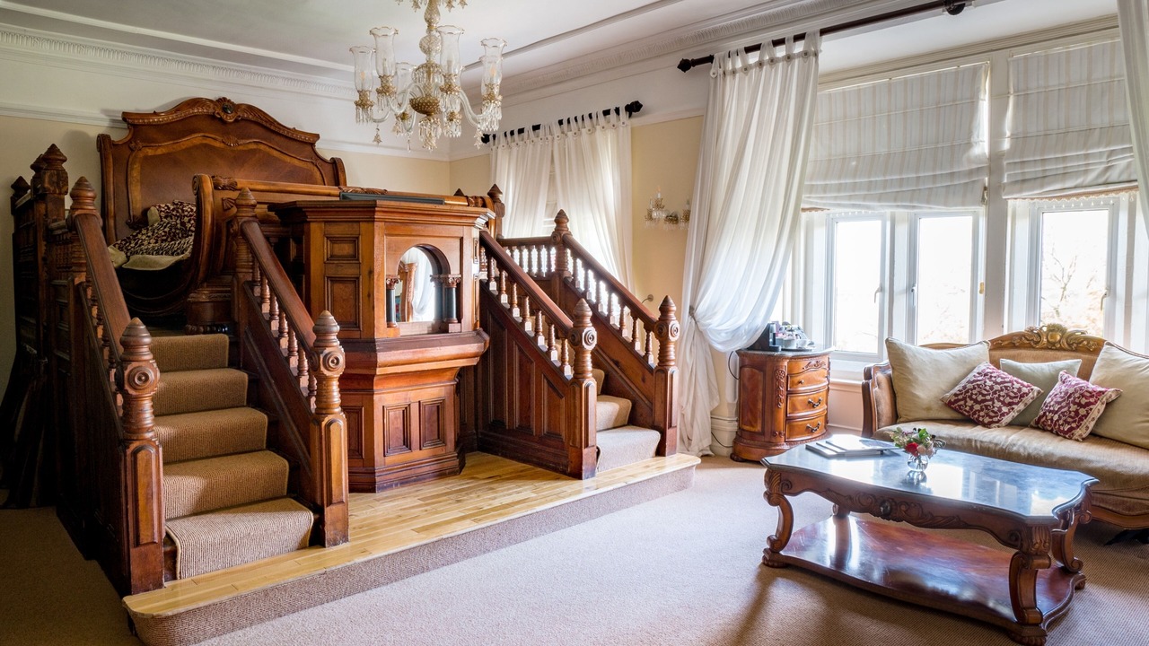 Photo of Others in Hallen