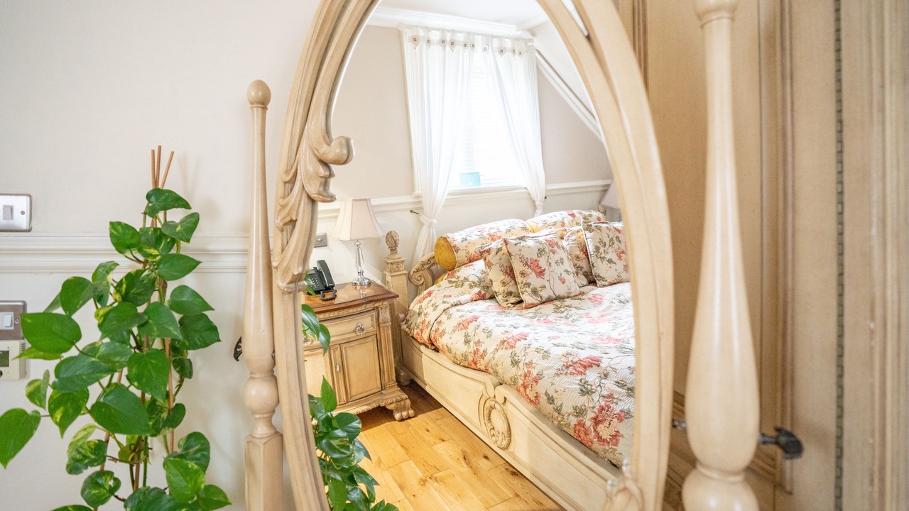 Photo of Others in Hallen