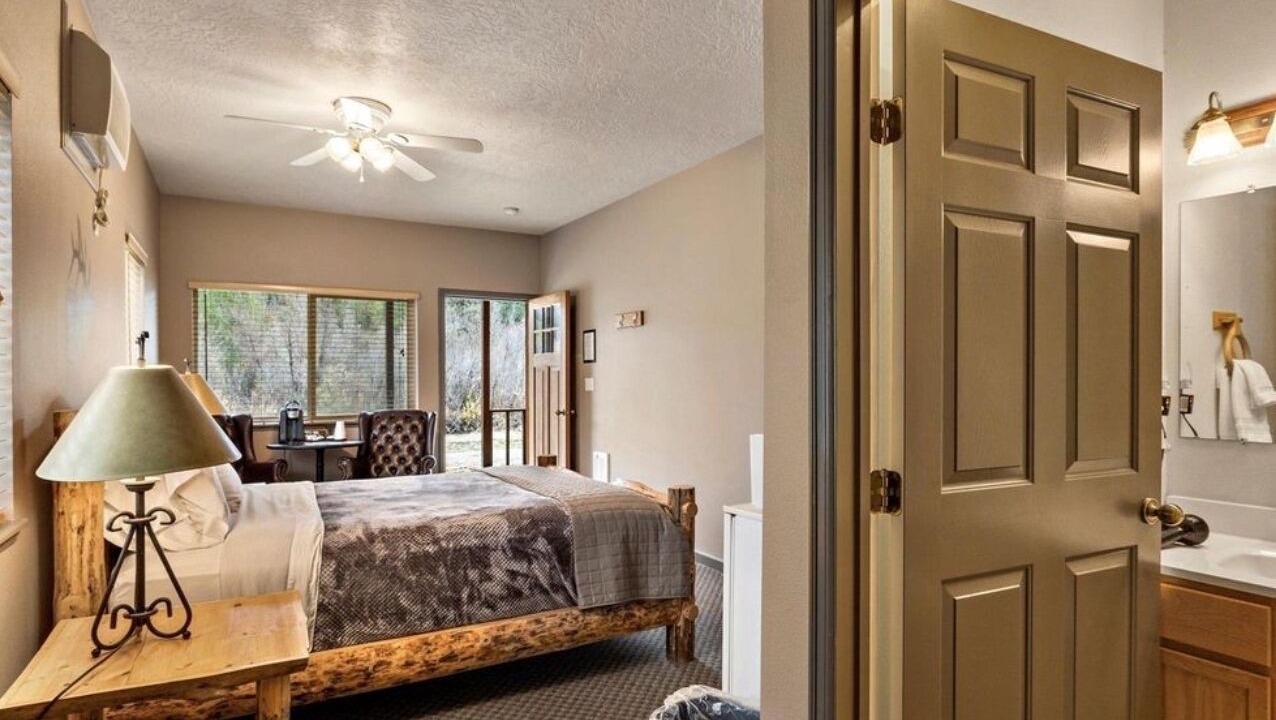 Photo of Others in Lowman