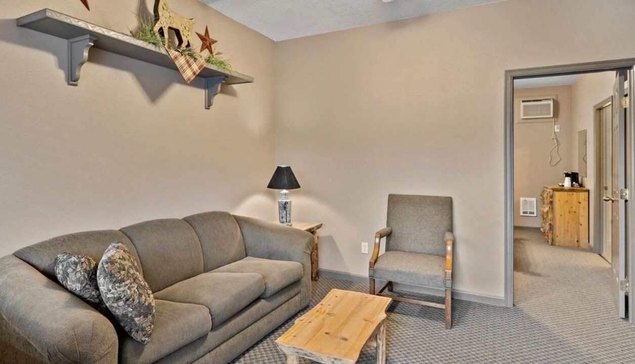 Photo of Others in Lowman