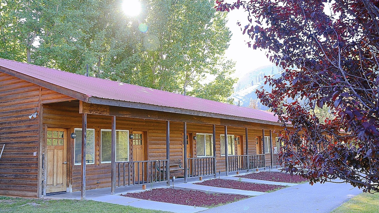 Photo of Others in Lowman