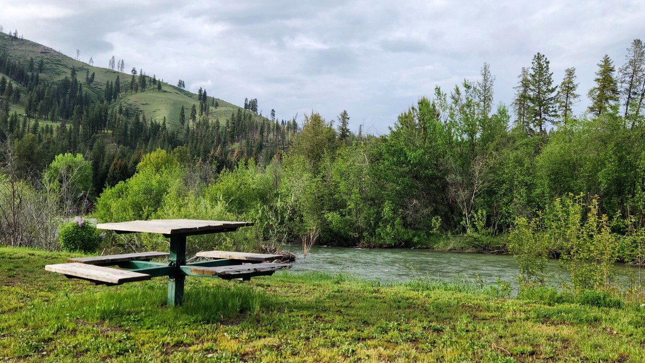 Photo of Others in Lowman