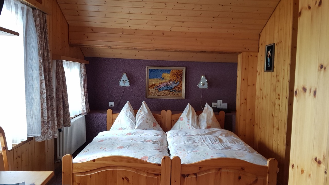 Photo of Bedroom in Taesch