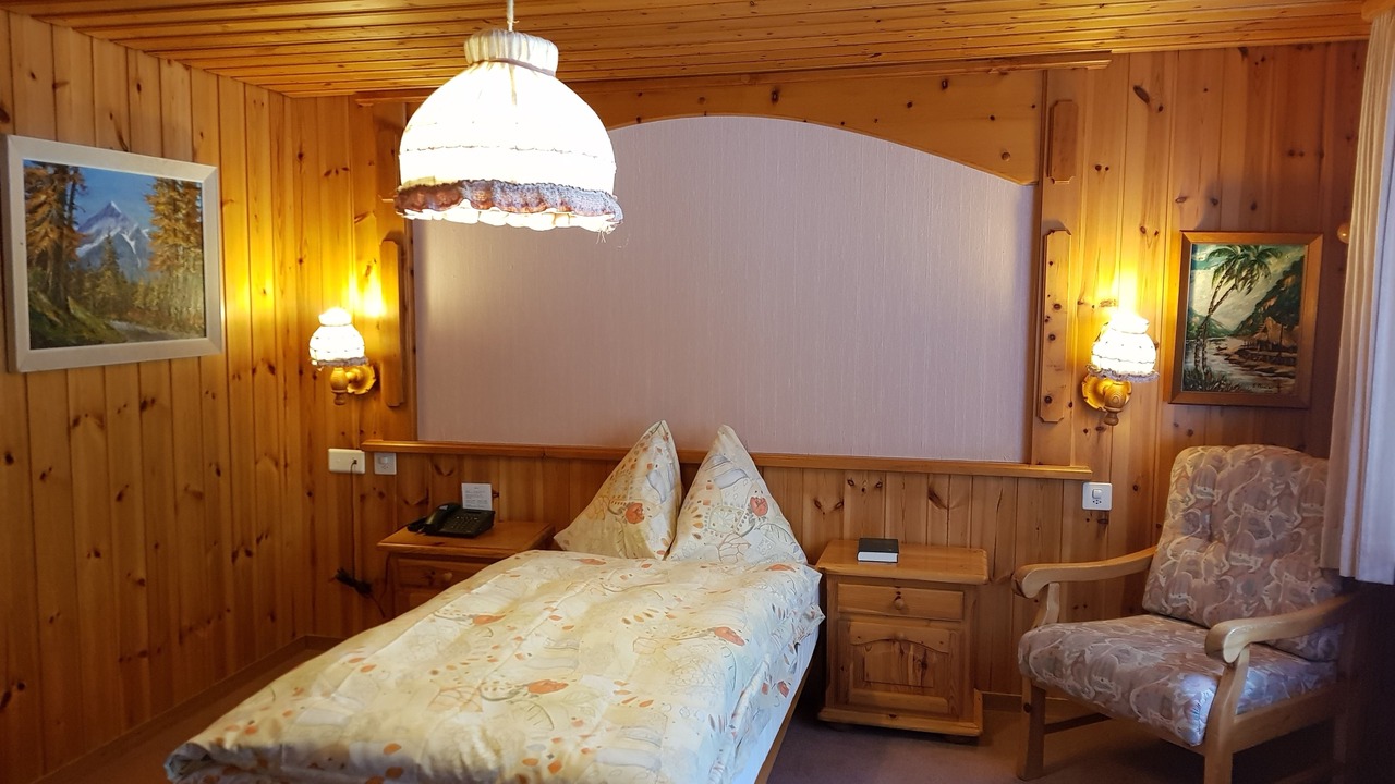 Photo of Bedroom in Taesch