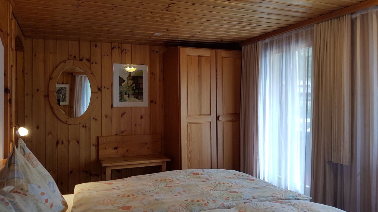 Photo of Bedroom in Taesch