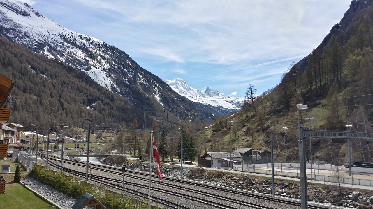 Photo of Others in Taesch