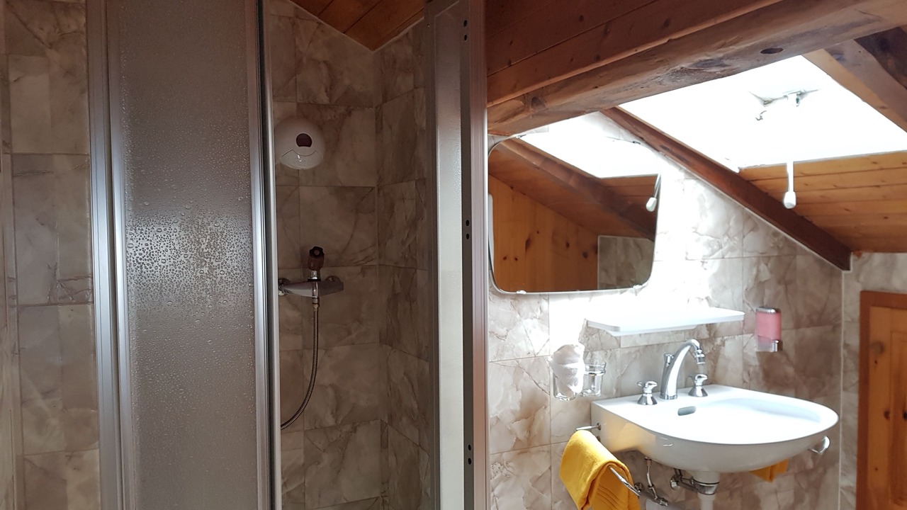 Photo of Bathroom in Taesch
