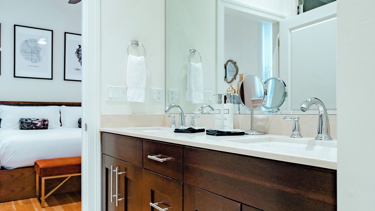 Photo of Bathroom in Ravenswood