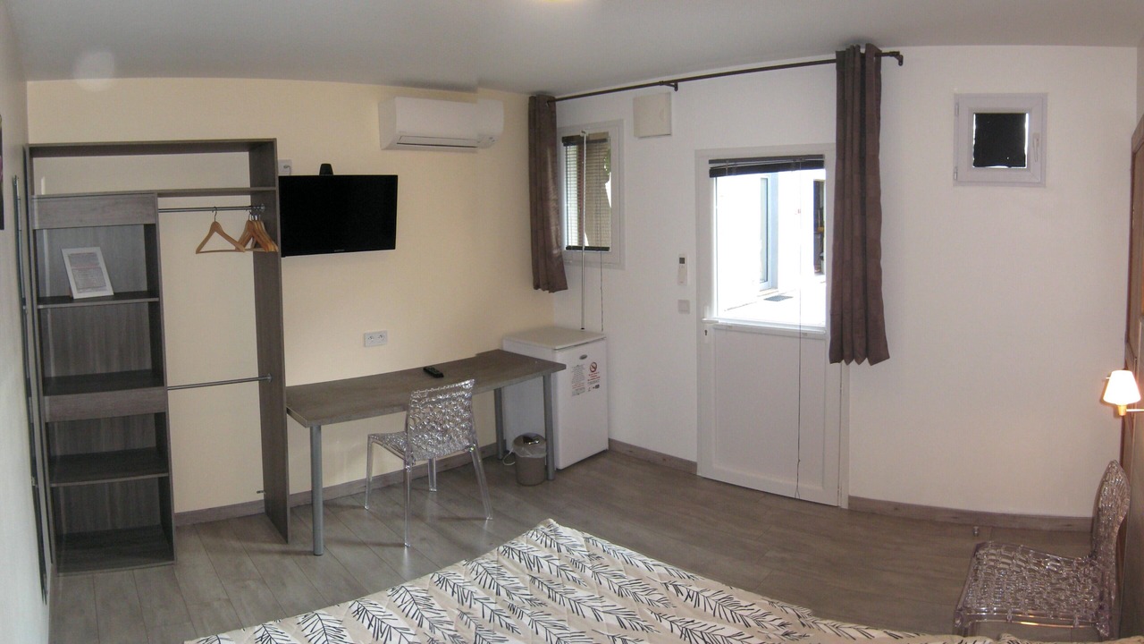 Photo of Bedroom in Vic-la-Gardiole