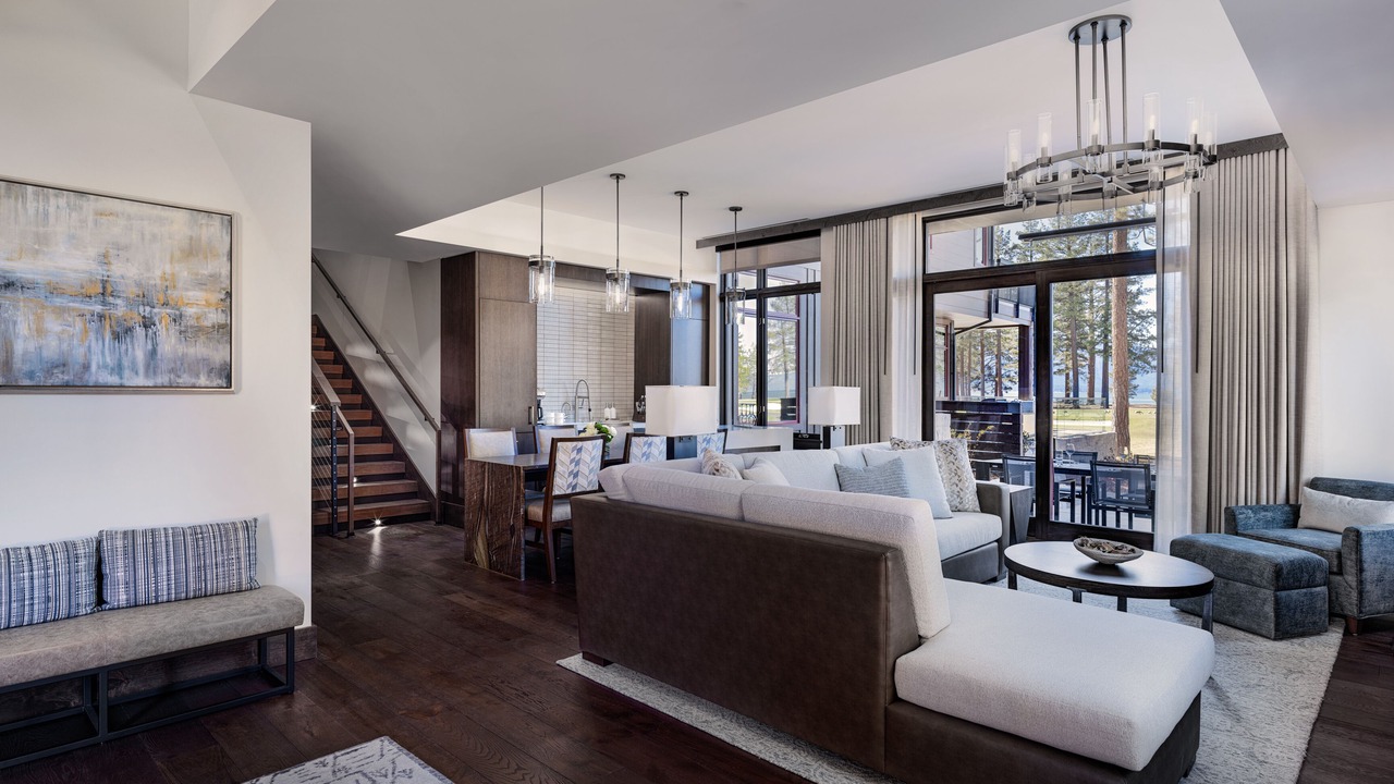 Photo of Livingroom in Stateline