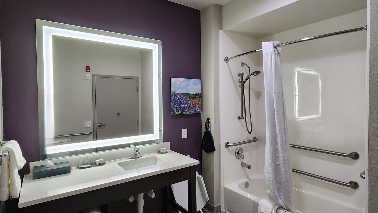 Photo of Bathroom in Cypress