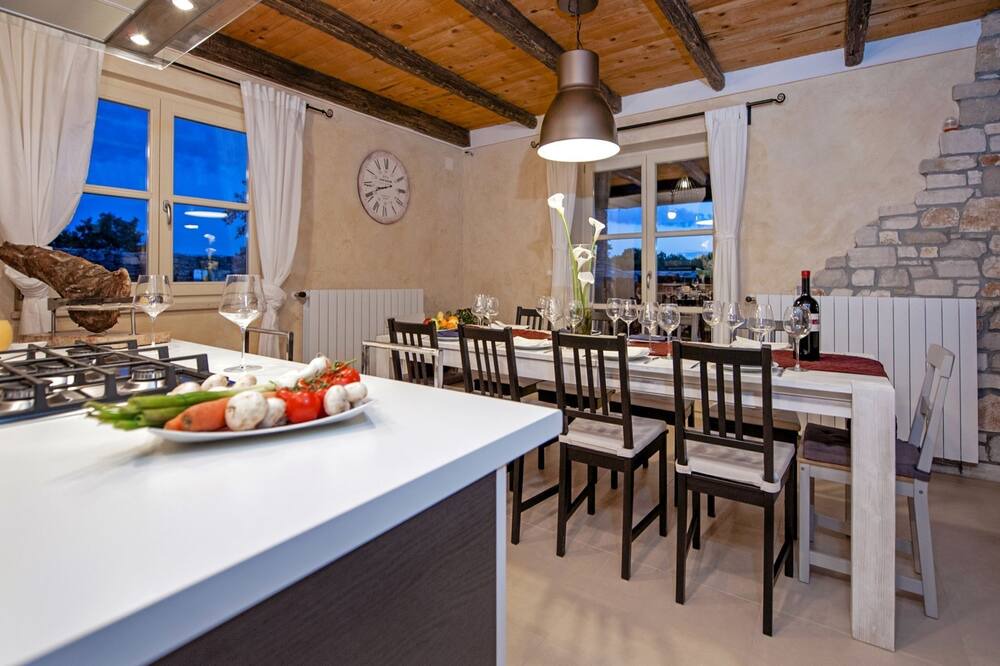 Photo of Livingroom in Krmed