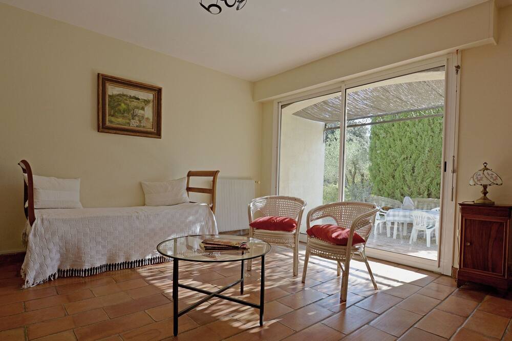 Photo of Livingroom in Vergeze