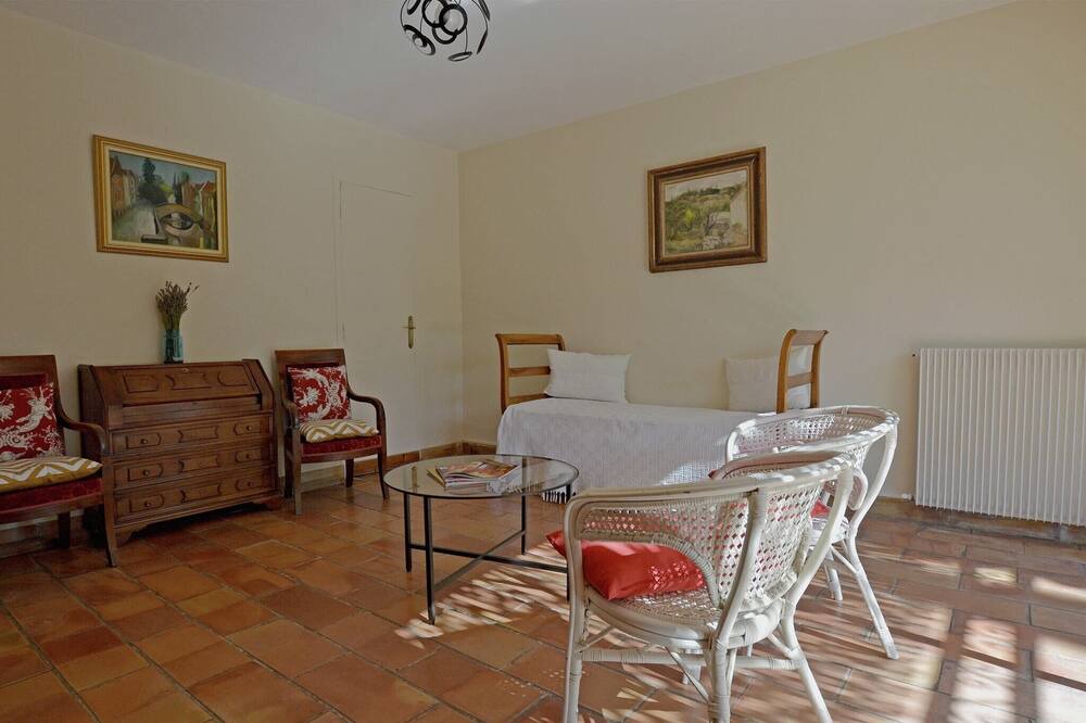 Photo of Livingroom in Vergeze
