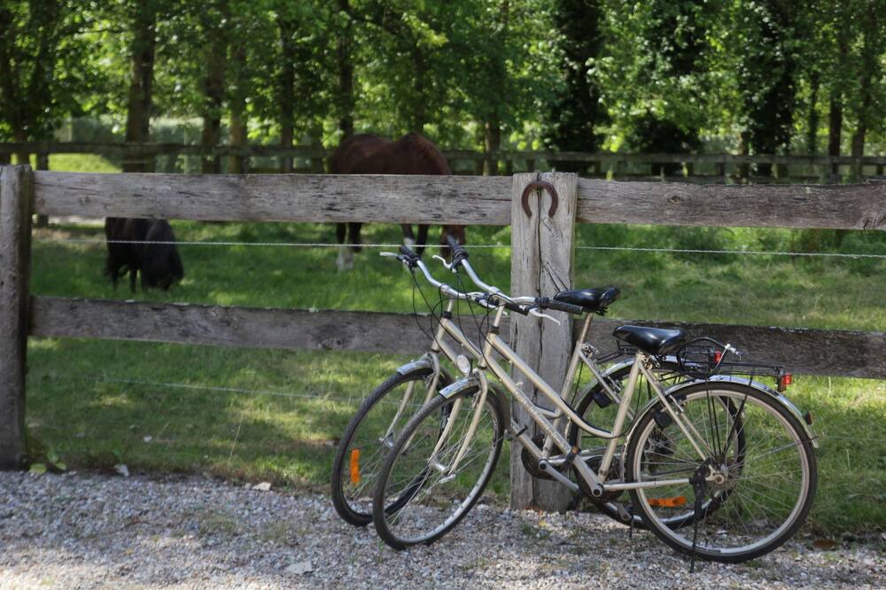 Photo of Others in Monchaux