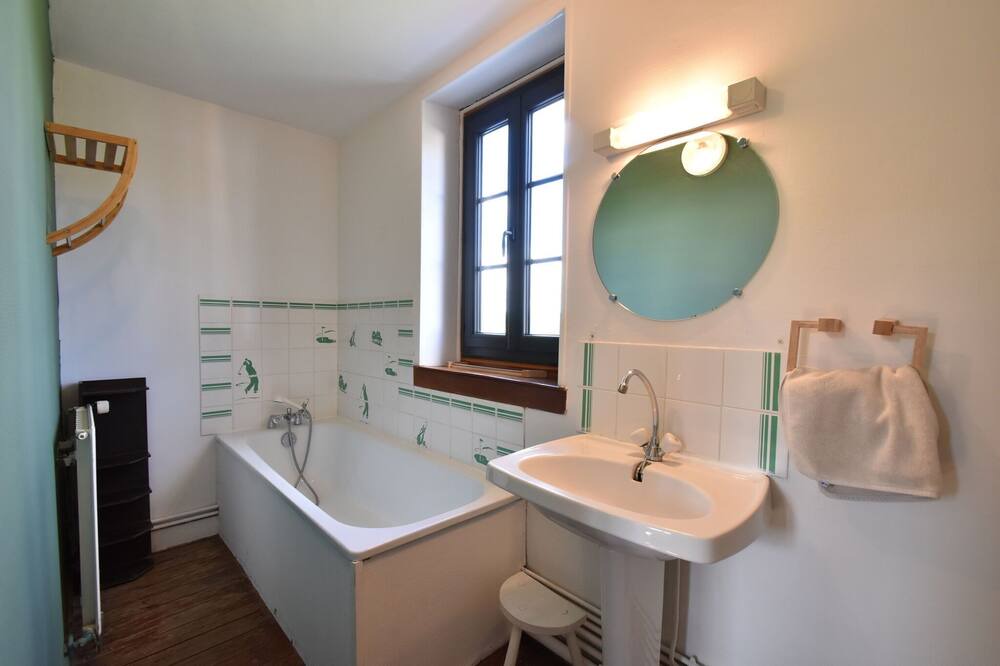 Photo of Bathroom in Asnieres