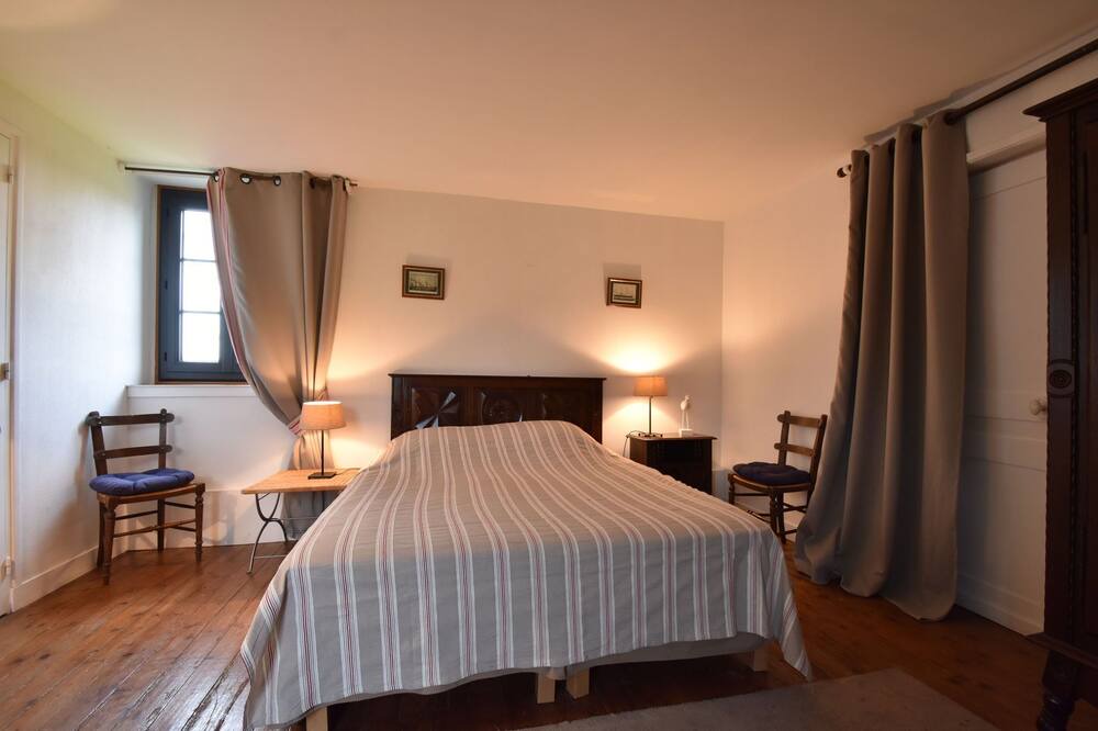 Photo of Bedroom in Asnieres