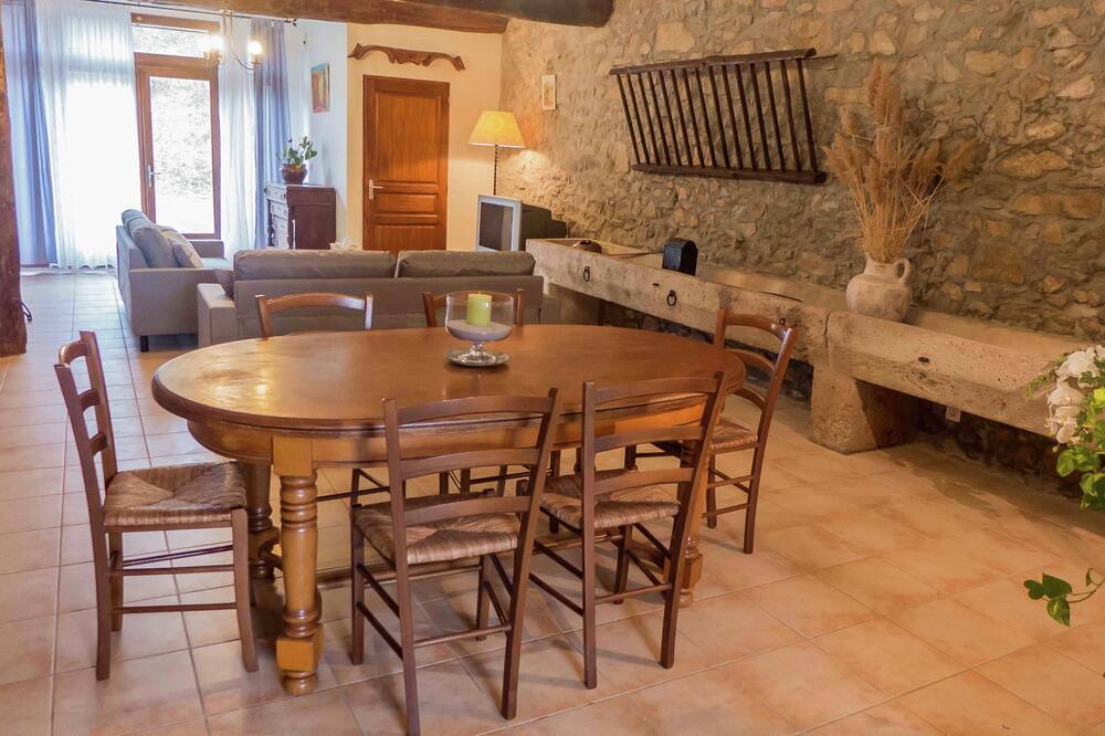 Photo of Livingroom in Montbrun-des-Corbieres