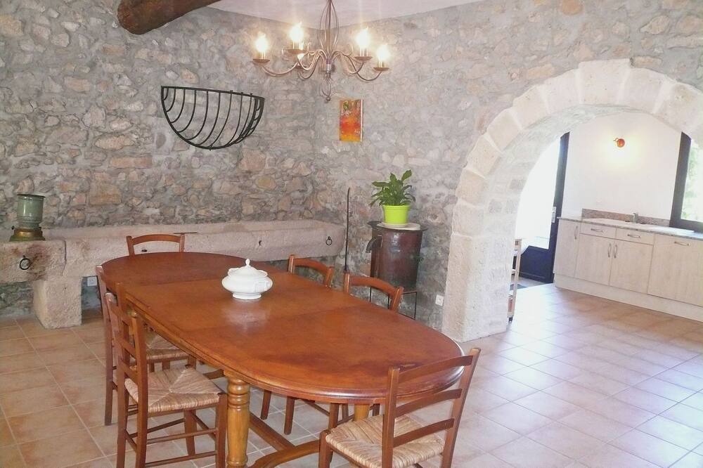 Photo of Livingroom in Montbrun-des-Corbieres