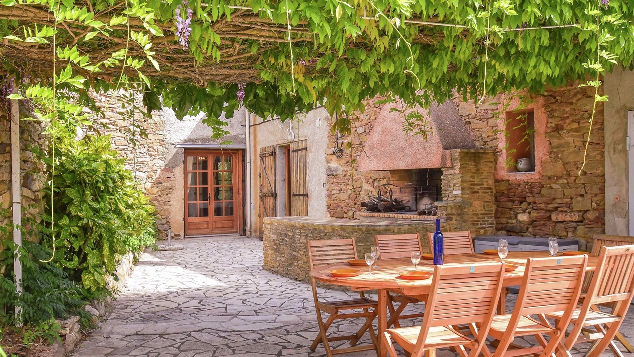 Photo of Patio Balcony in Felines-Minervois
