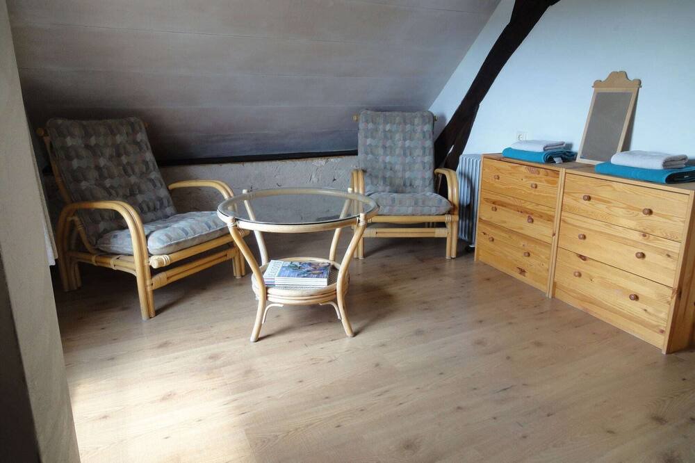 Photo of Others in Oussoy-en-Gatinais