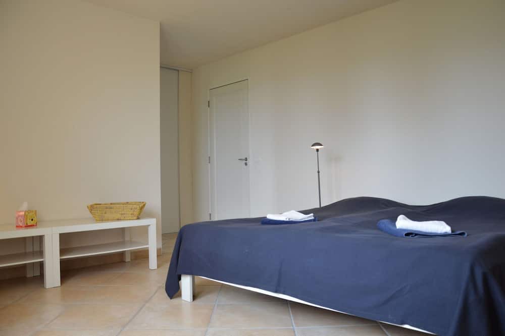 Photo of Others in Cabris