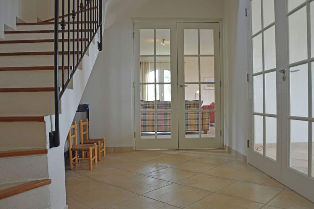 Photo of Others in Cabris