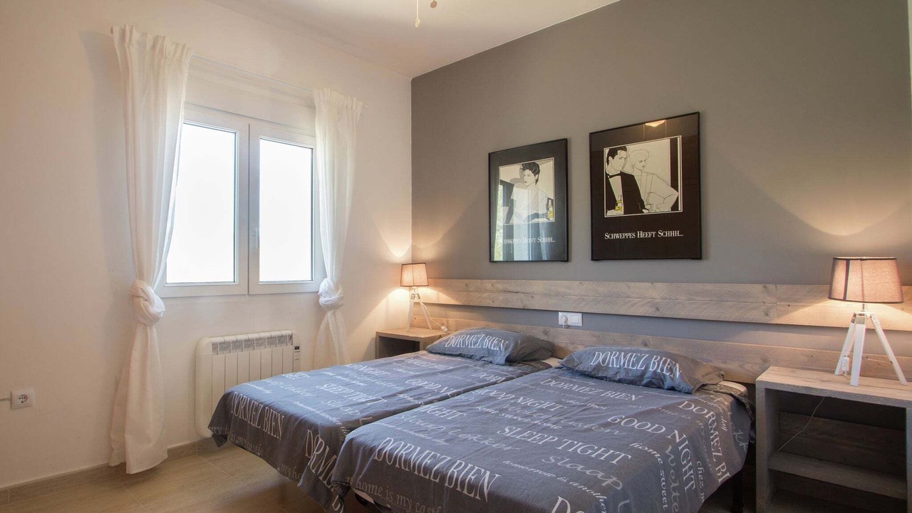 Photo of Bedroom in Alcalali