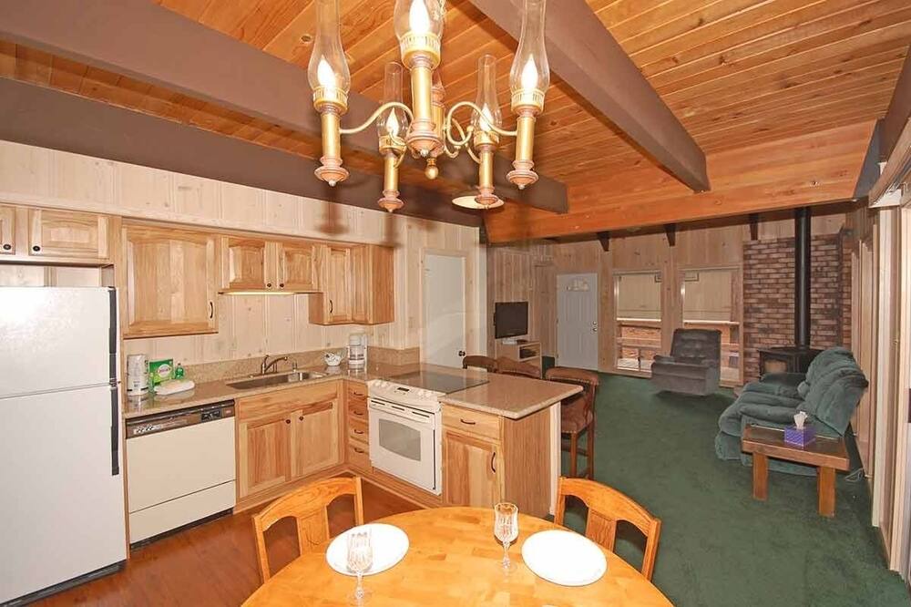 Photo of Kitchen in North Upper Truckee