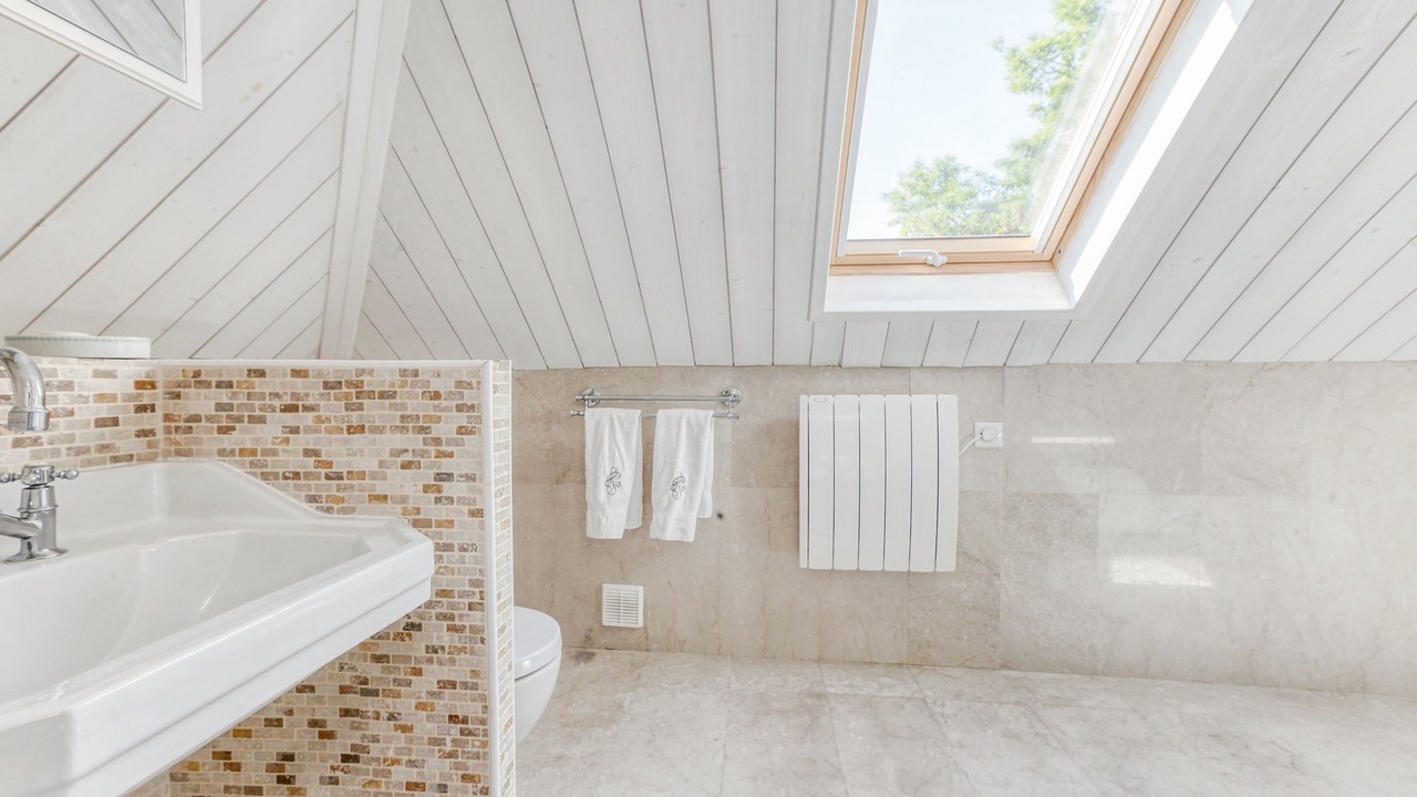 Photo of Bathroom in Avesnes-en-Bray