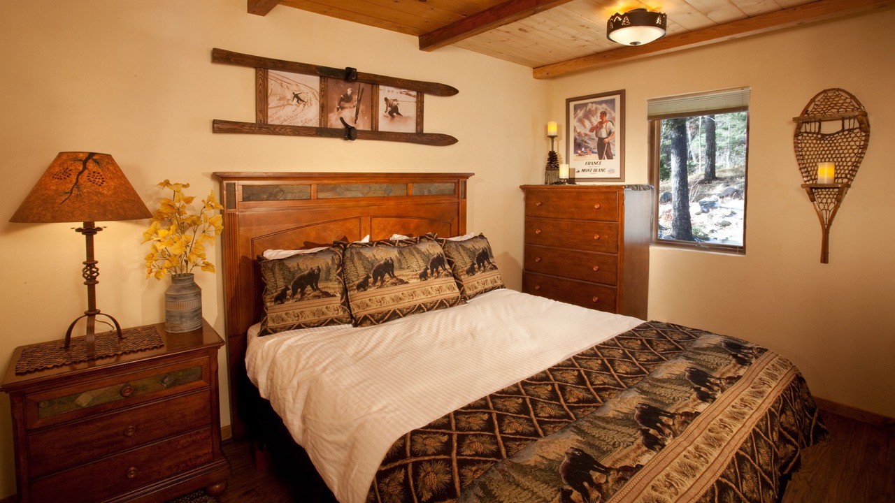 Photo of Bedroom in Taos Ski Valley