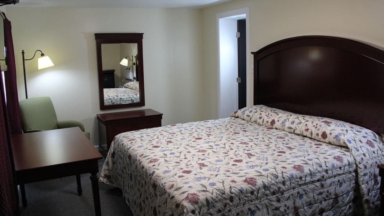 Photo of Bedroom in Middletown