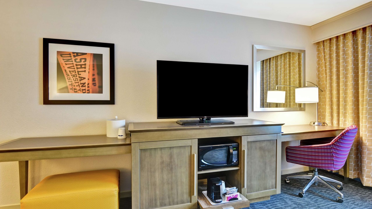 Photo of Bedroom in Ashland