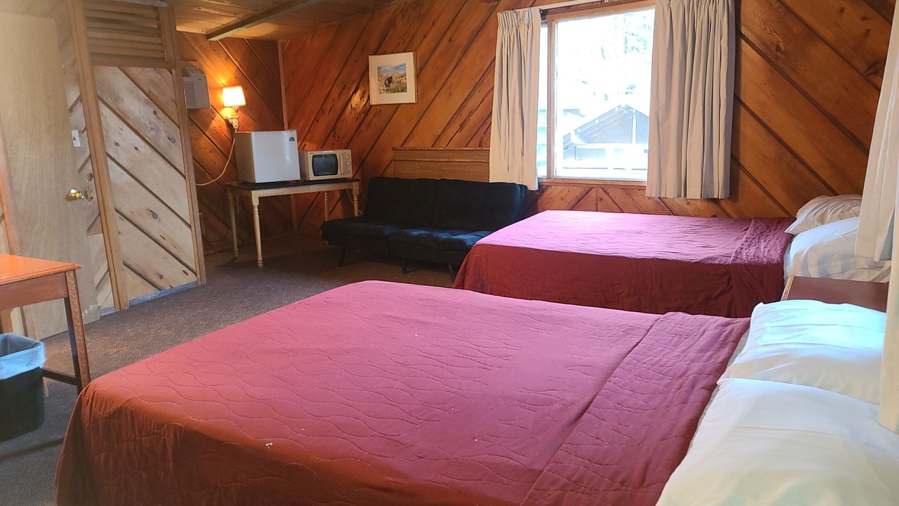 Photo of Bedroom in Willow Creek