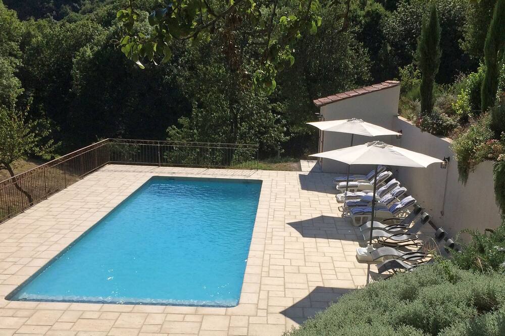 Photo of Outdoor in Courniou