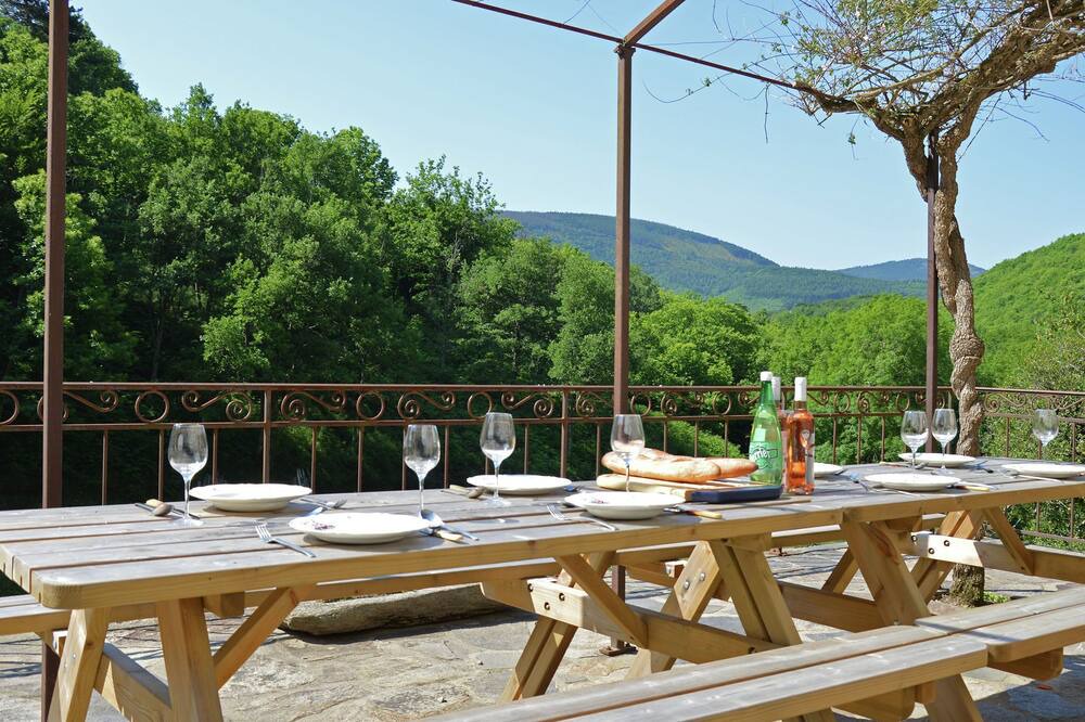 Photo of Patio Balcony in Courniou
