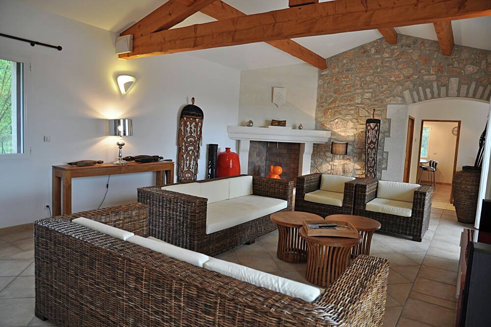 Photo of Livingroom in Saint-Ambroix