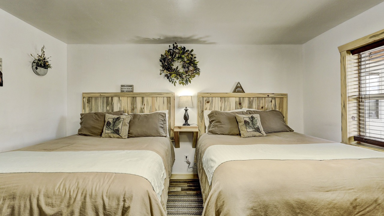 Photo of Bedroom in Cascade