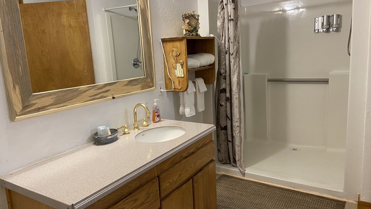 Photo of Bathroom in Cascade