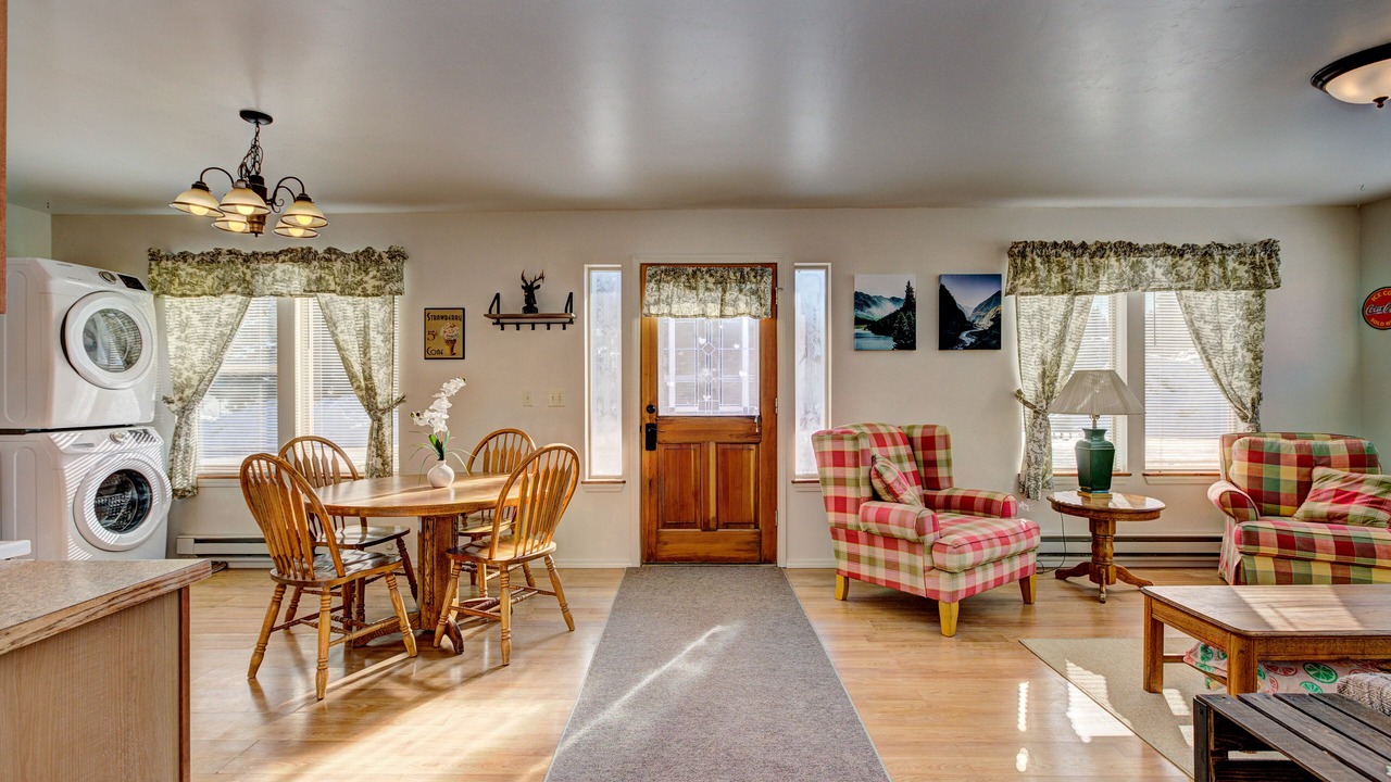 Photo of Livingroom in Cascade