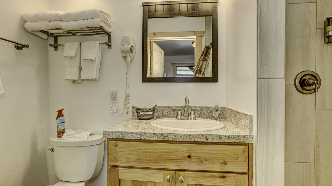 Photo of Others in Cascade