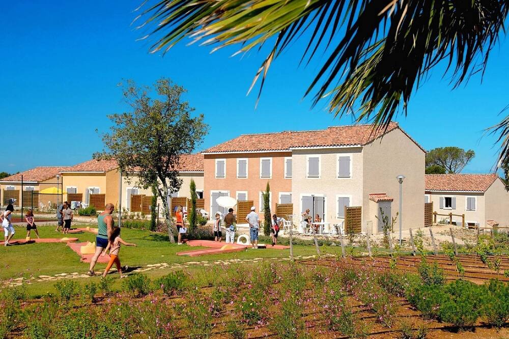 Photo of Outdoor in Calvisson