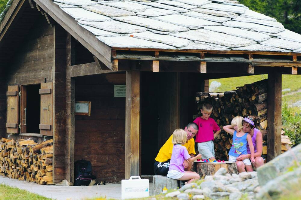 Photo of Others in Graechen