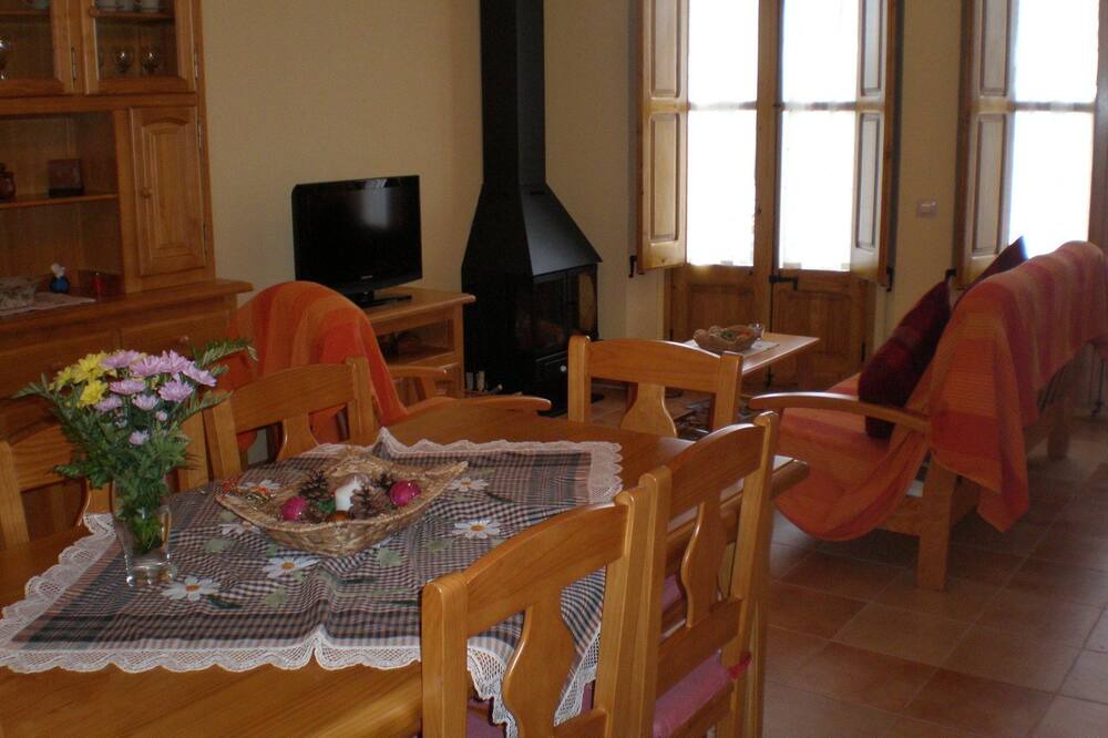 Photo of Livingroom in Maians