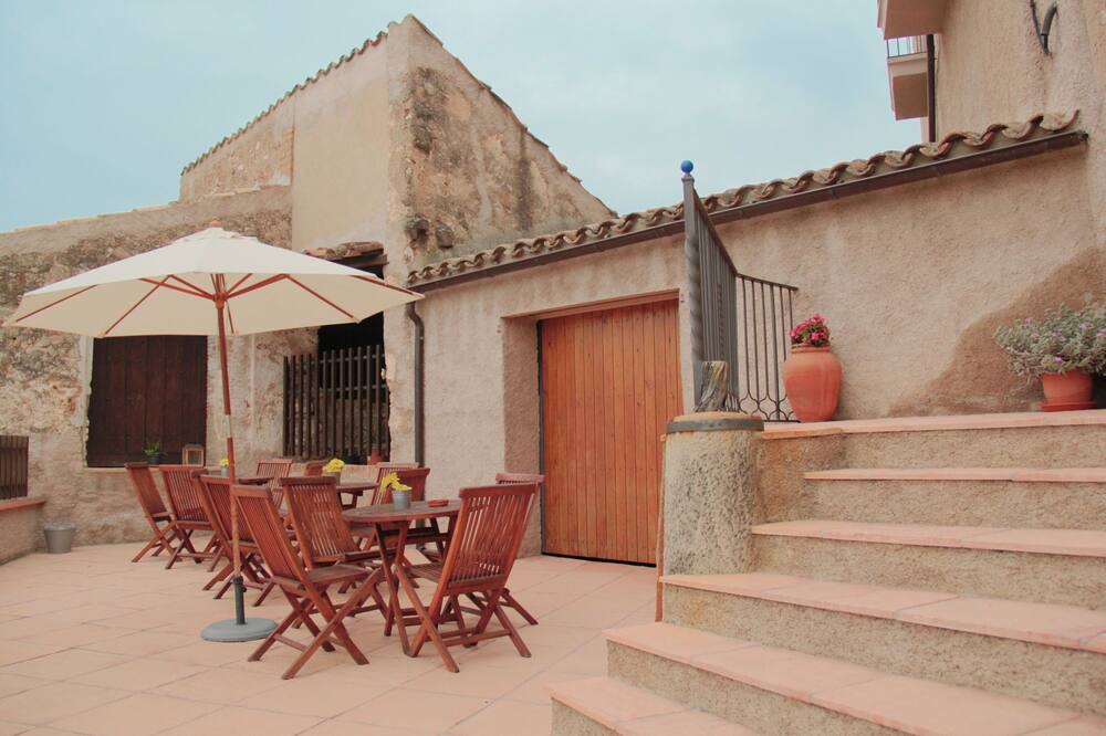Photo of Patio Balcony in Maians
