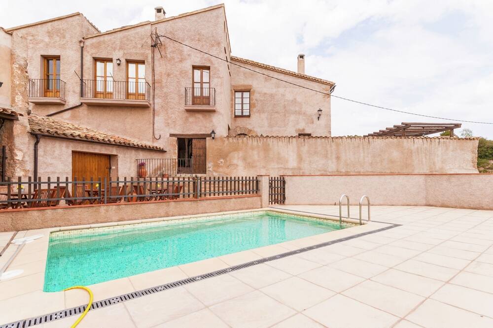 Photo of Outdoor in Maians