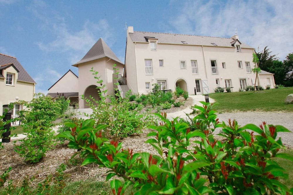 Photo of Outdoor in Le Tronchet